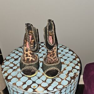 Stylish Black and Green Stilleto Platform  Women's Shoes